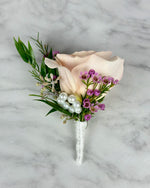 Load image into Gallery viewer, Florence Boutonnière