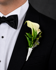 Bianca Boutonnière