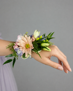 Load image into Gallery viewer, Juliet Corsage