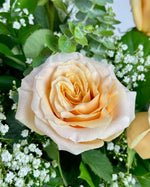 Load image into Gallery viewer, Peach Rose Vase Arrangement