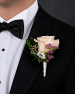 Load image into Gallery viewer, Florence Boutonnière
