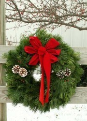 Wonderful Selection of Christmas Wreaths, Swags, Garlands and More
